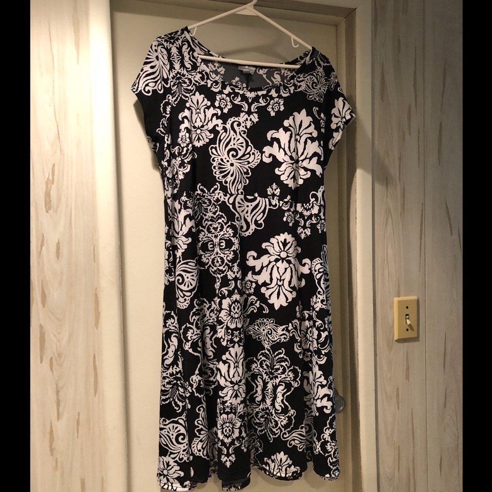 Avenue dress